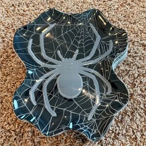 Spider Web Shaped Plates - Set of 8